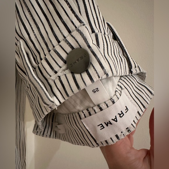 Frame Le Crop Pinstripe Boot-Leg Jeans Size 25 Great Condition - Picture 7 of 13